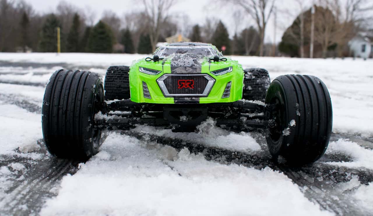 ARRMA Fazon Voltage - After the snow bash front