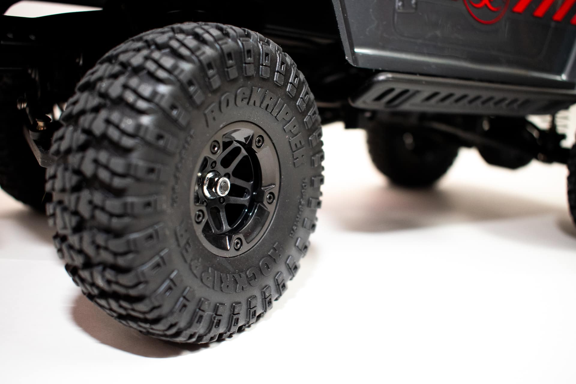 Carisma Scale Adventure Lynx - Wheel Closeup