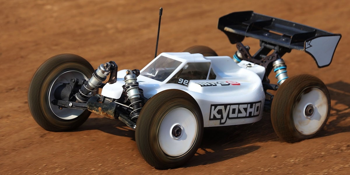 Kyosho Inverno MP9 EVO - On-track 2