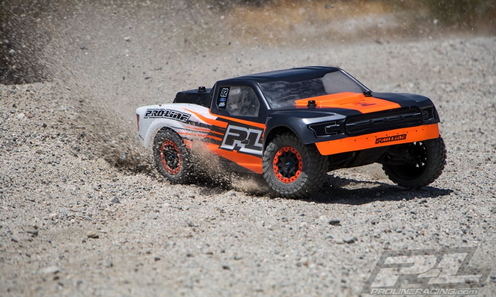 Pro-Line Ford F-150 Raptor Desert Truck Body - Outdoors