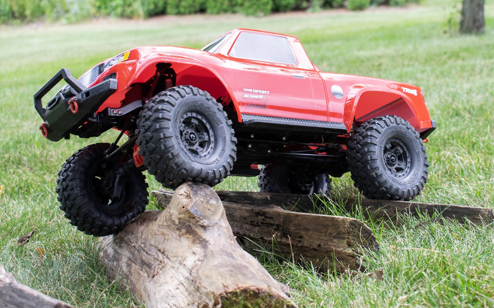 Traxxas TRX-4 Sport - Log Crawl