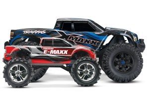 Traxxas X-Maxx vs Traxxas E-Maxx